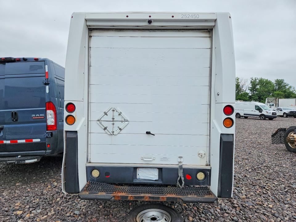 2013 Isuzu Npr VIN JALB4T179D7W01204 COPART salvage auction — NORMAL WEAR, MO - CERTIFICATE OF TITLE, sold $10 on 2026-07-09 (photo 6)