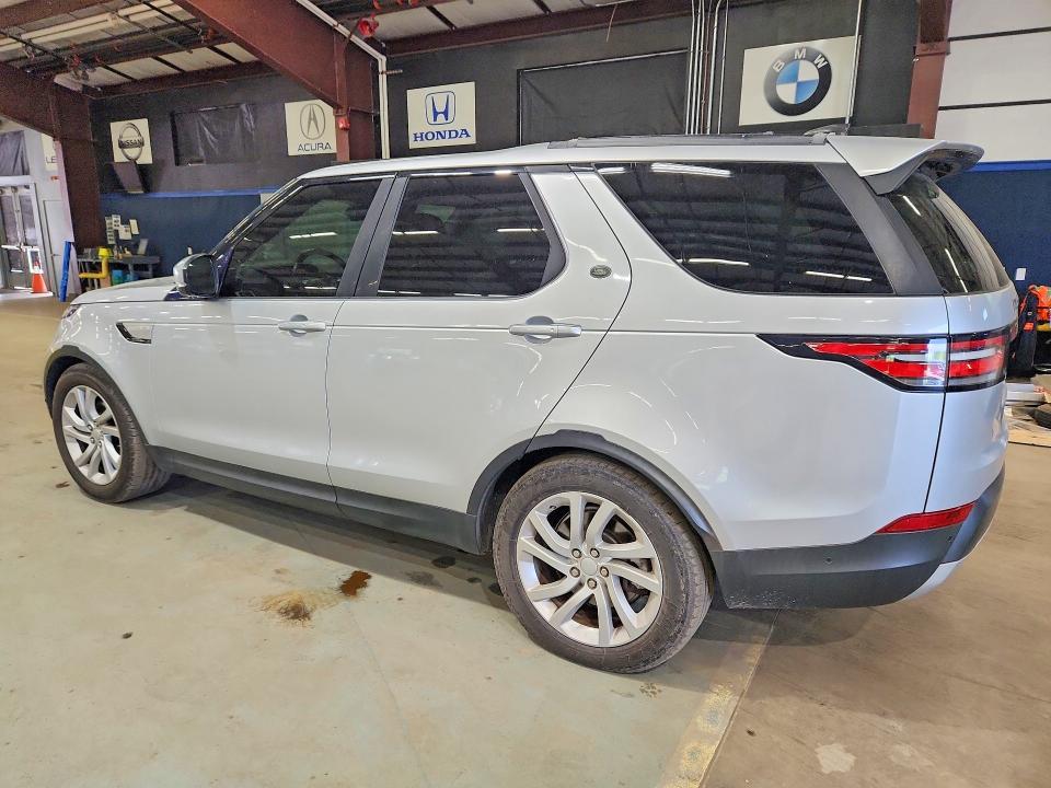 2017 Land rover Discovery VIN SALRRBBKXHA031097 COPART salvage auction — MINOR DENT/SCRATCHES, Wv - Certificate Of Title (P), sold $8,700 on 2026-07-02 (photo 2)