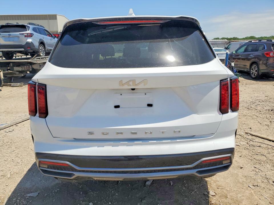 2022 Kia Sorento VIN 5XYRL4LC1NG127661 COPART salvage auction — HAIL, Ks - Cert Of Title-Salvage, sold $8,500 on 2026-07-21 (photo 6)