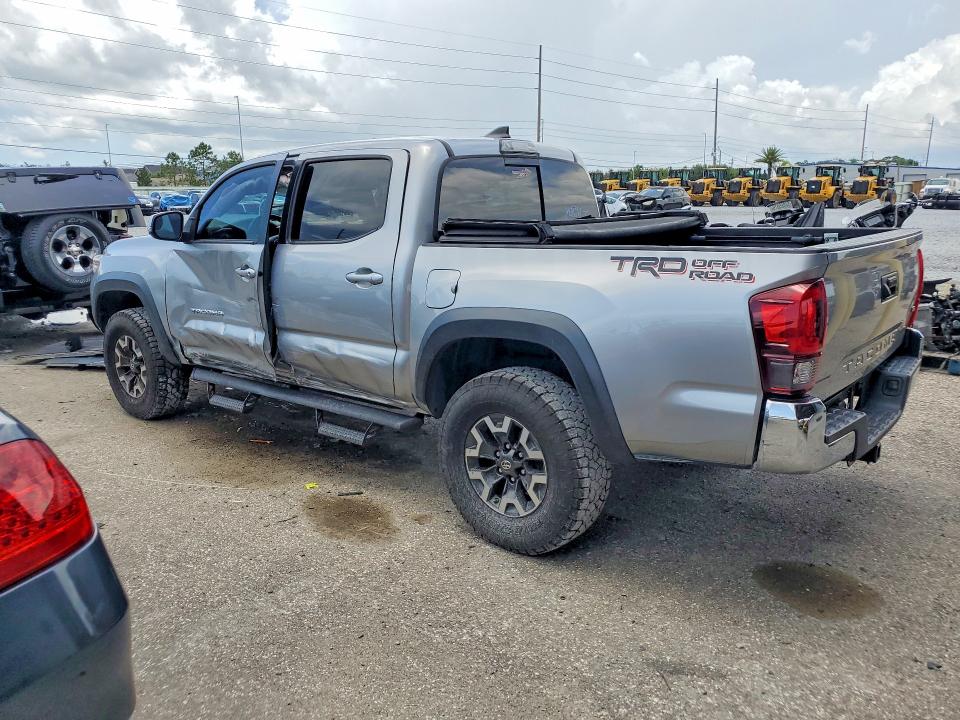 2018 Toyota Tacoma VIN 5TFAZ5CN3JX069997 COPART salvage auction — SIDE, FL - CERT OF TITLE SLVG REBUILDABLE, sold $10,100 on 2026-07-31 (photo 2)