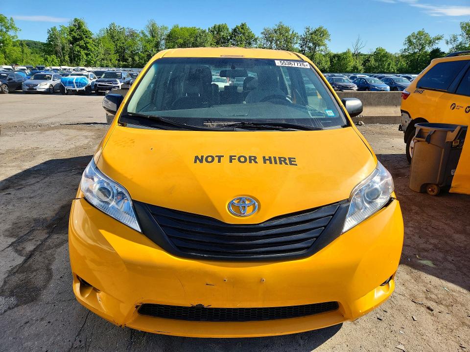 2017 Toyota VIN 5TDZK3DC9GS699501 COPART salvage auction — FRONT END, Ny - Certificate Of Title, sold $1,100 on 2026-07-07 (photo 5)