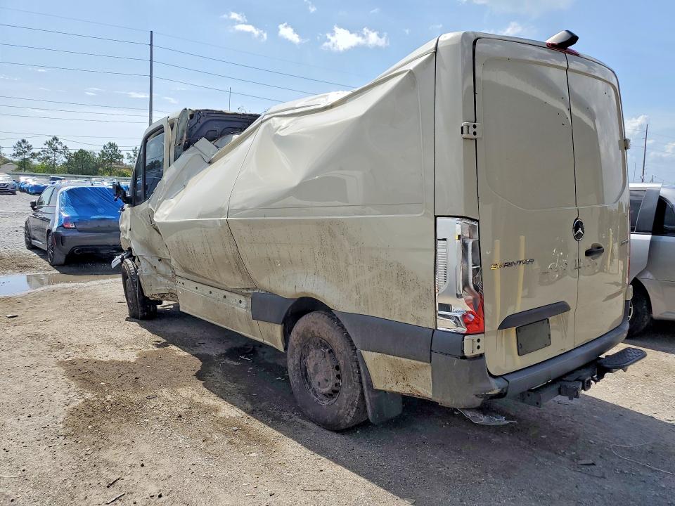 2024 Mercedes-benz VIN W1Y4KBHY8RT176366 COPART salvage auction — ROLLOVER, Fl - Certificate Of Destruction, sold $2,350 on 2026-07-31 (photo 2)