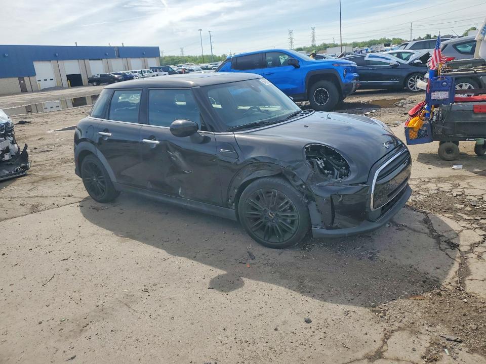 2022 Mini Cooper VIN WMW33DK04N2R85744 COPART salvage auction — FRONT END, MI - CERTIFICATE OF TITLE, sold $6,800 on 2026-08-14 (photo 4)