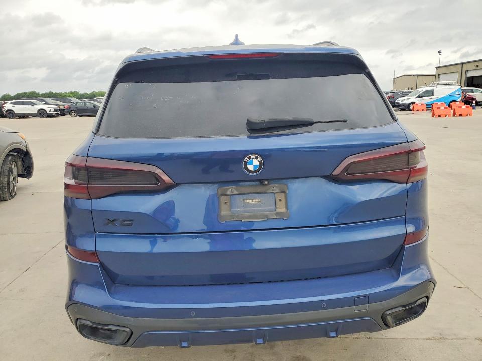 2020 BMW X5 VIN 5UXCR4C08L9C64283 COPART salvage auction — MINOR DENT/SCRATCHES, Tx - Certificate Of Title, sold $17,800 on 2026-07-09 (photo 6)
