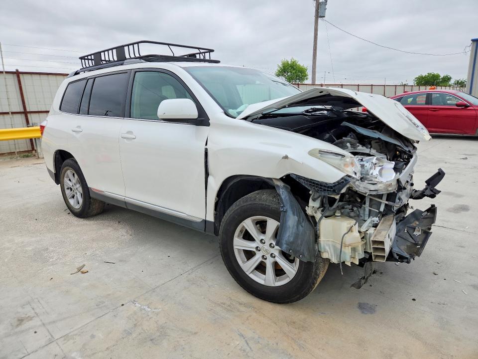 2013 Toyota Highlander VIN 5TDZA3EH8DS035196 COPART salvage auction — FRONT END, Tx - Salvage Vehicle Title, sold $1,750 on 2026-07-21 (photo 4)