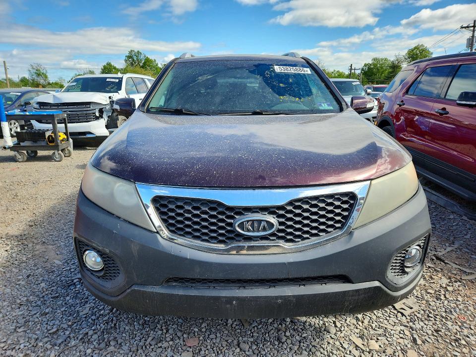 2011 Kia Sorento VIN 5XYKT4A1XBG138270 COPART salvage auction — MINOR DENT/SCRATCHES, Nj - Cert Of Title-Salvage, sold $925 on 2026-07-14 (photo 5)