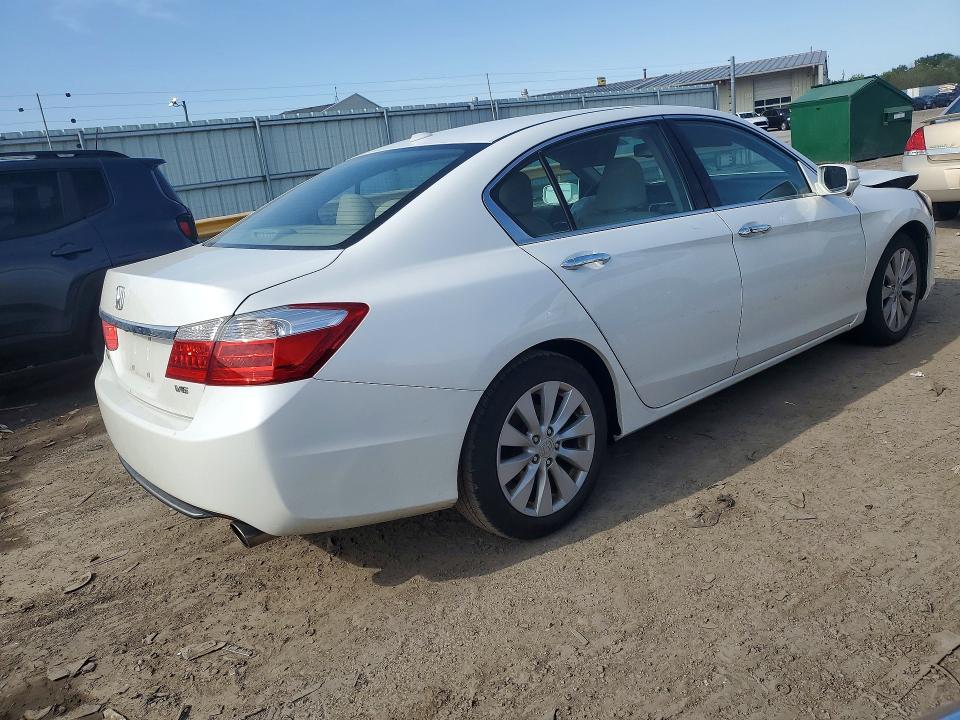 2015 Honda VIN 1HGCR3F89FA033942 COPART salvage auction — FRONT END, In -, sold $1,150 on 2026-08-03 (photo 3)