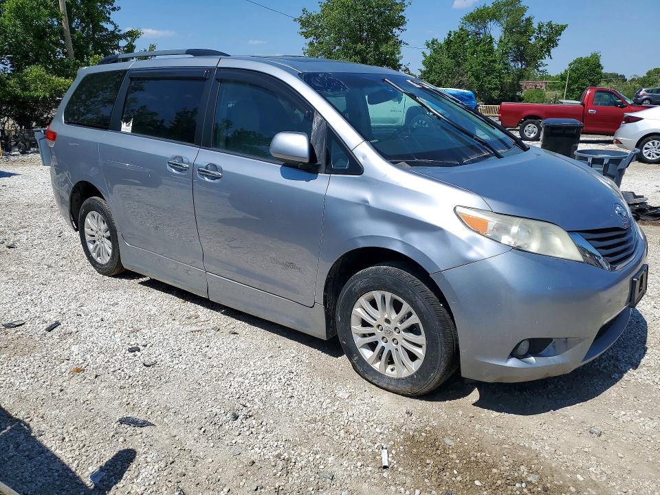 2011 Toyota Sienna VIN 5TDYK3DCXBS104773 COPART salvage auction — SIDE, Tx - Certificate Of Title, sold $3,050 on 2026-07-09 (photo 4)