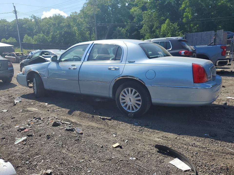 2011 Lincoln TOWN CAR VIN 2LNBL8CVXBX761074 COPART salvage auction — FRONT END, MD - CERT OF SALVAGE > 75% DAMAGE, sold $400 on 2026-07-02 (photo 2)