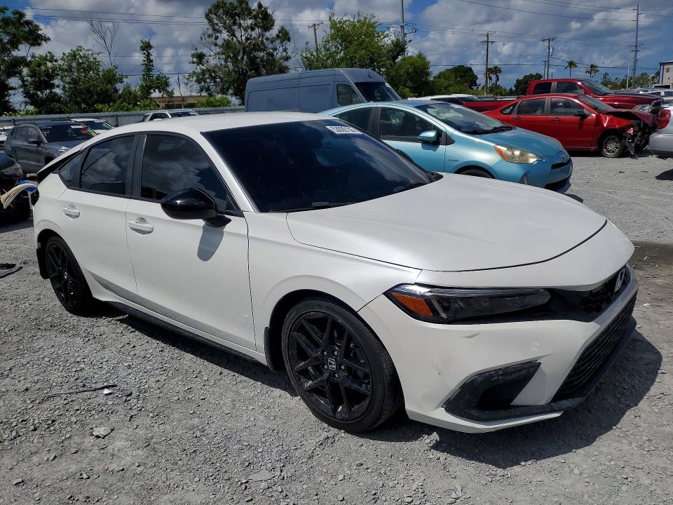 2024 Honda Civic VIN 19XFL2H88RE027099 COPART salvage auction — REAR END, Fl - Cert Of Title Slvg Rebuildable, sold $9,900 on 2026-07-31 (photo 4)