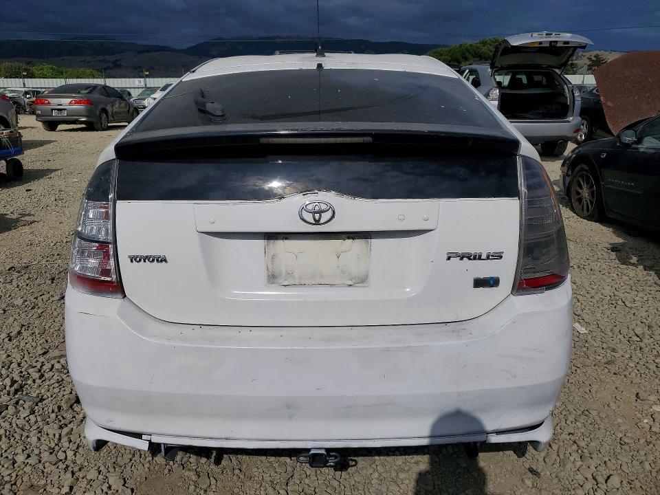 2004 Toyota Prius VIN JTDKB20U240038787 COPART salvage auction — VANDALISM, CA - SALVAGE CERTIFICATE, sold $500 on 2026-07-14 (photo 6)