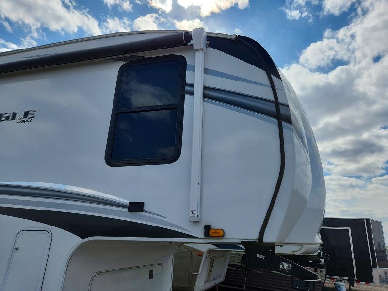2022 Jayco Eagle VIN 1UJCJ0BT0N1WK0530 COPART salvage auction — MINOR DENT/SCRATCHES, NE - CERT OF TITLE-SALVAGE, sold $1,100 on 2026-07-09 (photo 9)