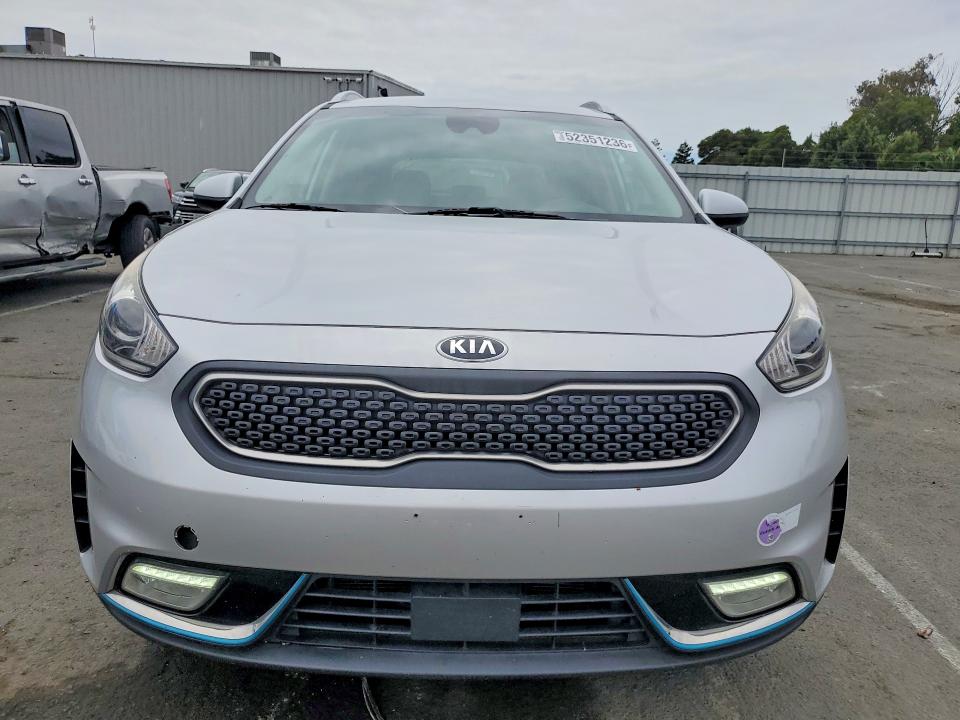 2019 Kia Niro VIN KNDCM3LD9K5218977 COPART salvage auction — REAR END, Ca - Salvage Certificate, sold $3,750 on 2026-07-10 (photo 5)