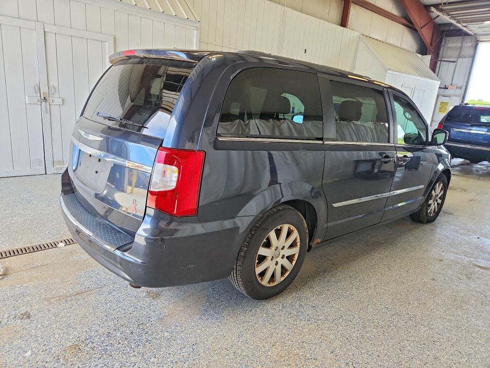 2013 Chrysler Town & country VIN 2C4RC1BG0DR630868 COPART salvage auction — NORMAL WEAR, VA - CERTIFICATE OF TITLE, sold $150 on 2026-07-09 (photo 3)