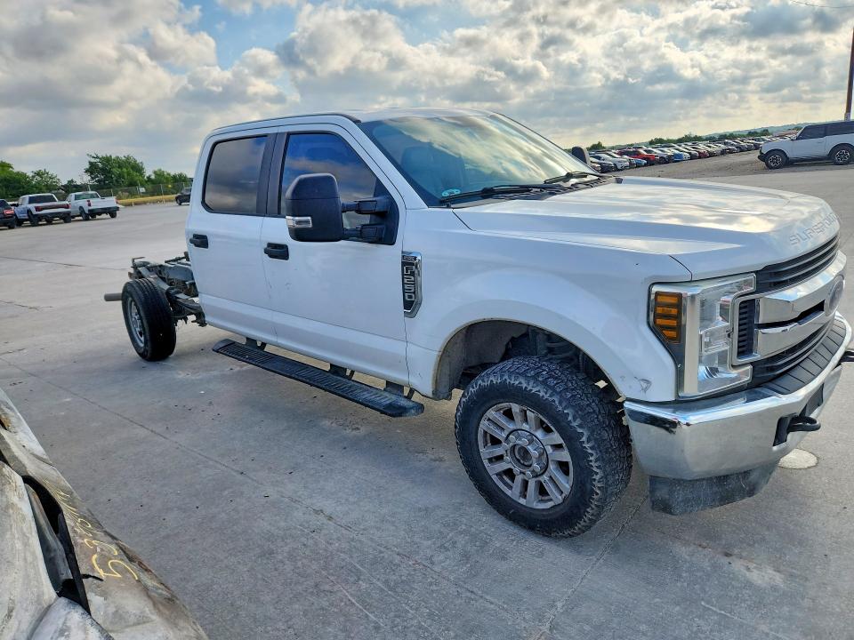 2019 Ford F250 VIN 1FD7W2B66KED44136 COPART salvage auction — REAR END, Tx - Salvage Vehicle Title, sold $5,700 on 2026-07-02 (photo 4)