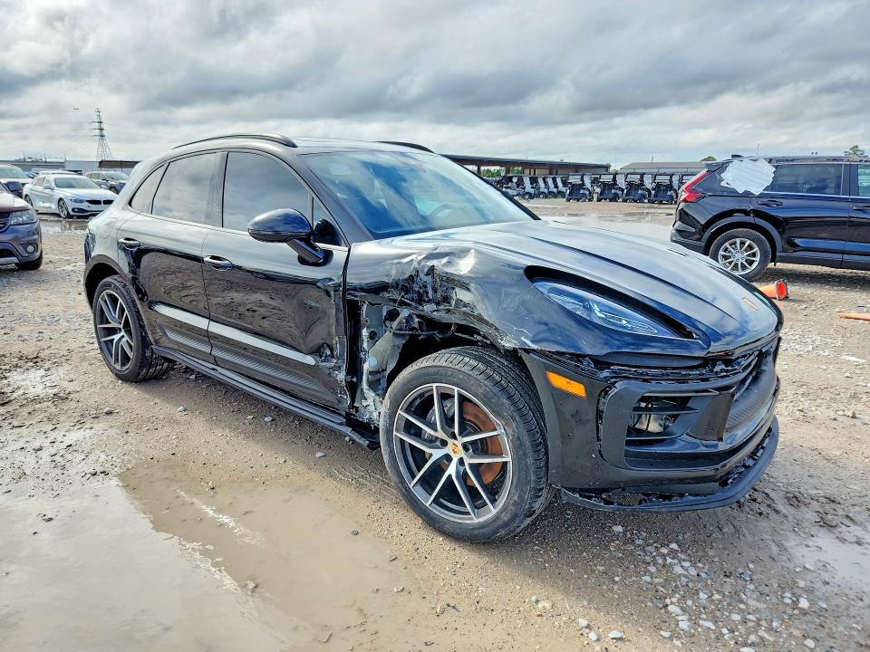 2025 Porsche Macan VIN WP1AA2A55SLB11263 COPART salvage auction — Front End, TX - SALVAGE VEHICLE TITLE, sold $32,000 on 2026-07-02 (photo 4)