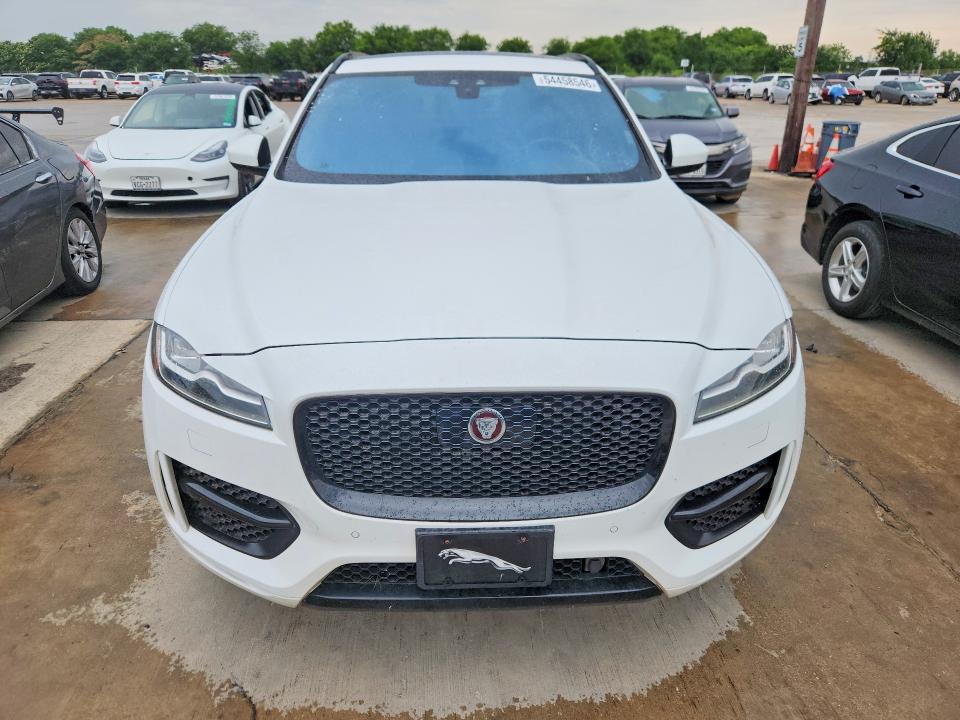 2019 Jaguar F-pace VIN SADCL2GX5KA353175 COPART salvage auction — NORMAL WEAR, WI - CERTIFICATE OF TITLE, sold $4,300 on 2026-07-30 (photo 5)