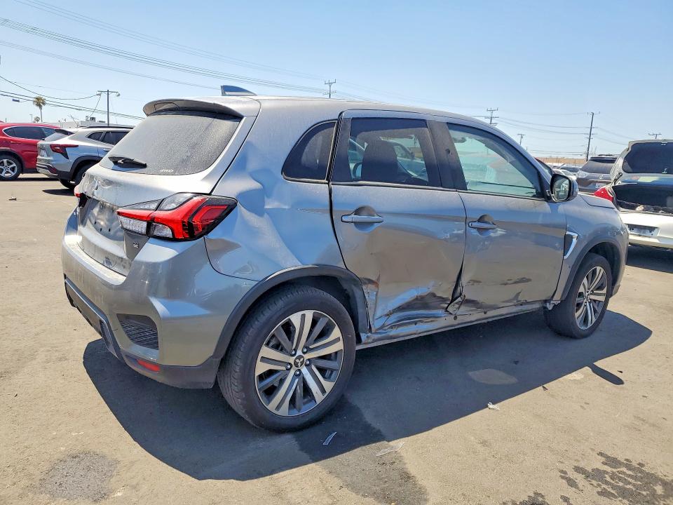 2023 Mitsubishi VIN JA4ARUAUXPU011524 COPART salvage auction — SIDE, Fl - Dis/Dlr/Exp Only Clean Title, sold $6,600 on 2026-07-13 (photo 3)