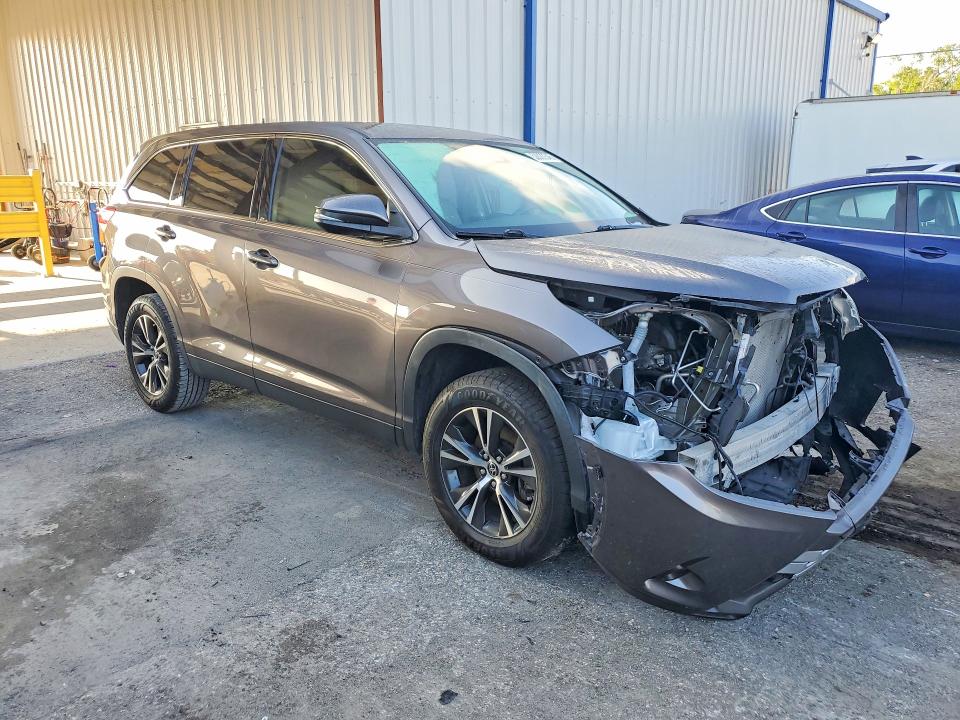2019 Toyota Highlander VIN 5TDZZRFH2KS366797 COPART salvage auction — FRONT END, Fl - Cert Of Title Slvg Rebuildable, sold $3,150 on 2026-07-10 (photo 4)
