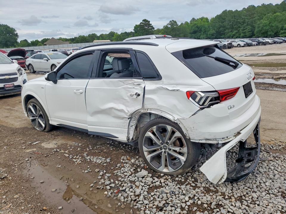 2021 Audi Q3 VIN WA1DECF35M1040588 COPART salvage auction — REAR END, MS - CERT OF TITLE-SALVAGED, sold $6,700 on 2026-07-31 (photo 2)