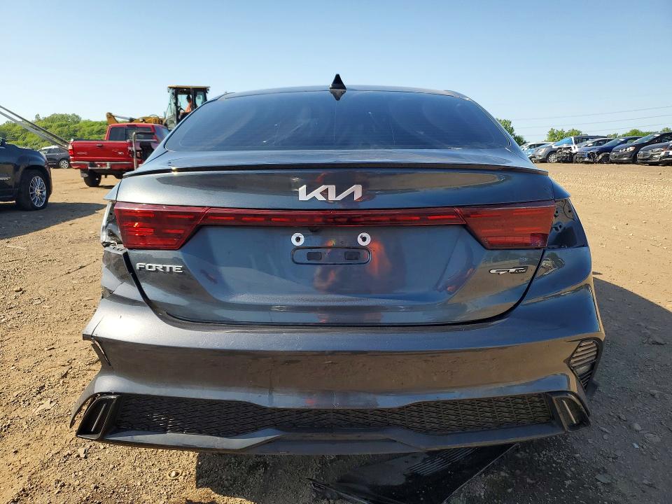 2023 Kia Forte VIN 3KPF54ADXPE663193 COPART salvage auction — REAR END, Il - Salvage Certificate, sold $7,100 on 2026-07-17 (photo 6)