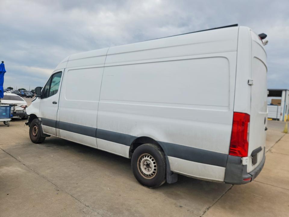 2020 Mercedes-benz Sprinter VIN W1Y40CHY0LT028733 COPART salvage auction — FRONT END, Tx - Salvage Vehicle Title, sold $3,600 on 2026-07-22 (photo 2)