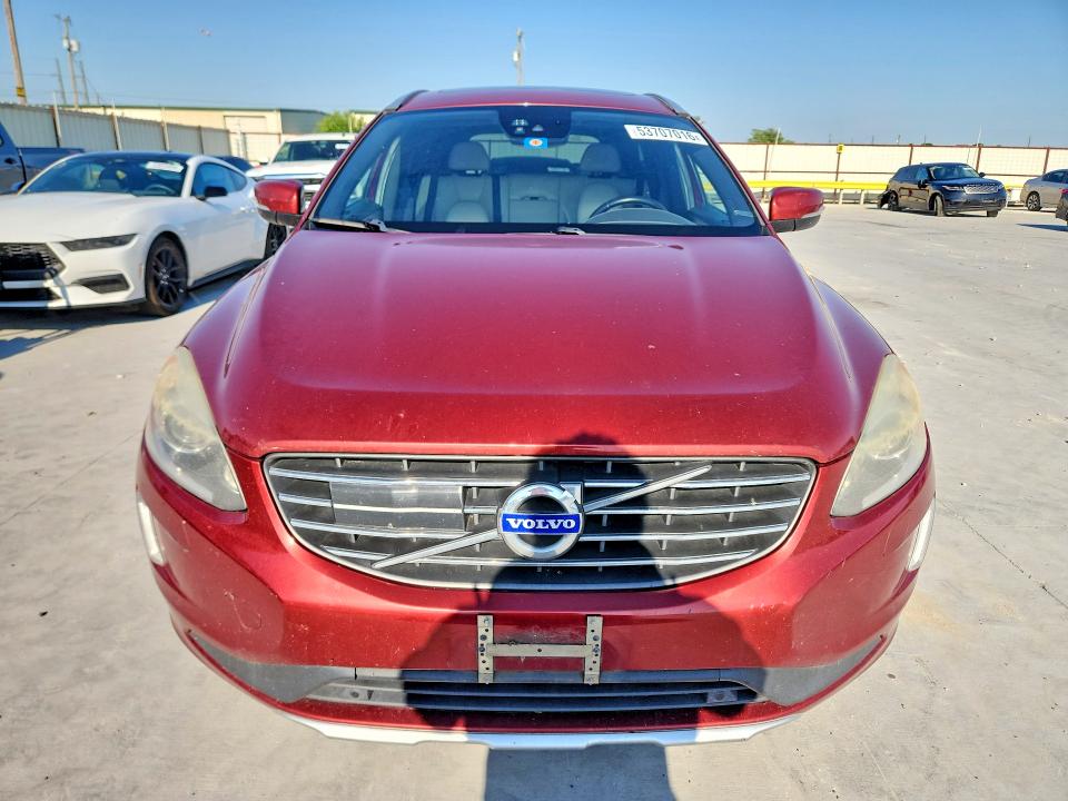 2015 Volvo VIN YV440MDM4F2740540 COPART salvage auction — SIDE, Tx - Salvage Vehicle Title, sold $2,700 on 2026-07-24 (photo 5)