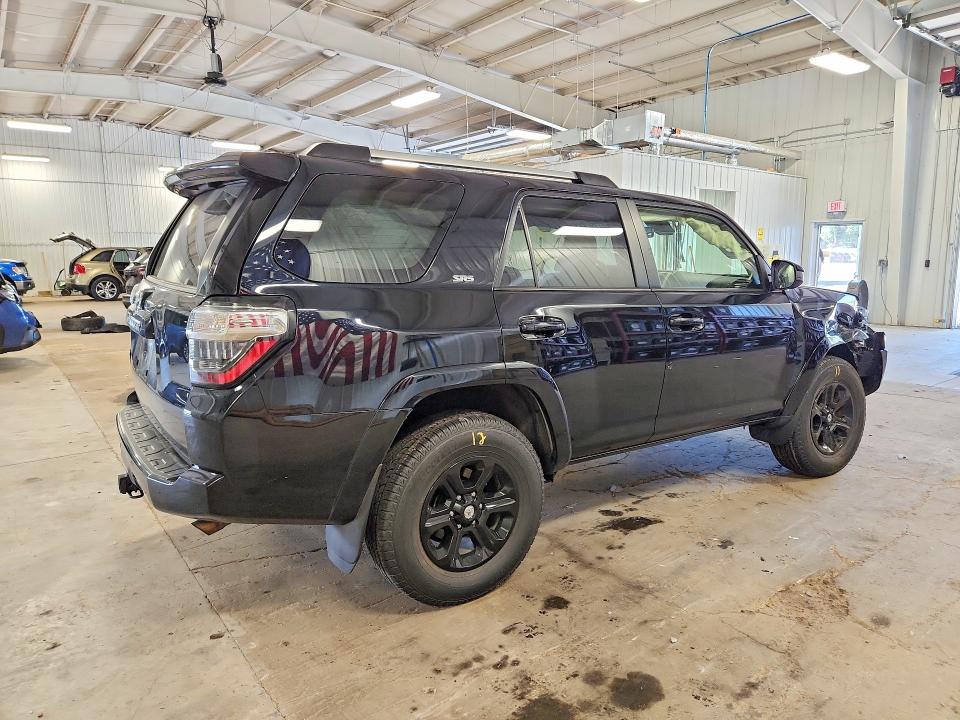 2024 Toyota 4runner VIN JTEMU5JRXR6282198 COPART salvage auction — FRONT END, MN - CERT OF TITLE-SALVAGE, sold $16,200 on 2026-07-28 (photo 3)