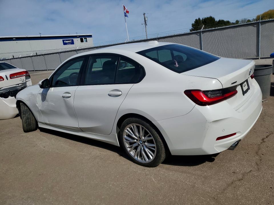 2023 BMW 3er VIN 3MW89FF08P8C98605 COPART salvage auction — SIDE, On - Permit No Brand - Unfit, sold $13,900 on 2026-08-25 (photo 2)