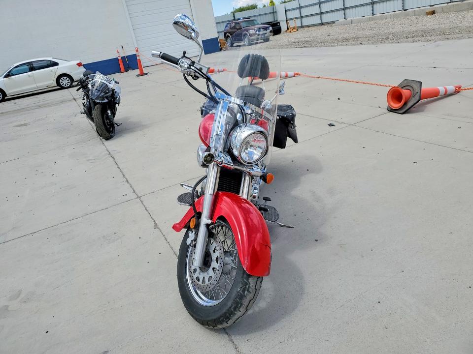 2005 Suzuki C50 VIN JS1VS55A152116490 COPART salvage auction — FRONT END, Ut - Salvage Certificate, sold $600 on 2026-07-09 (photo 2)
