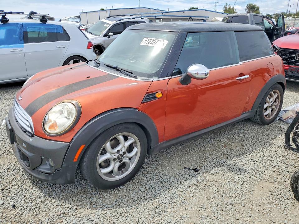 2011 Mini Cooper VIN WMWSU3C58BTX96176 COPART salvage auction — SIDE, CA - SALVAGE CERTIFICATE, sold $300 on 2026-07-28 (photo 1)