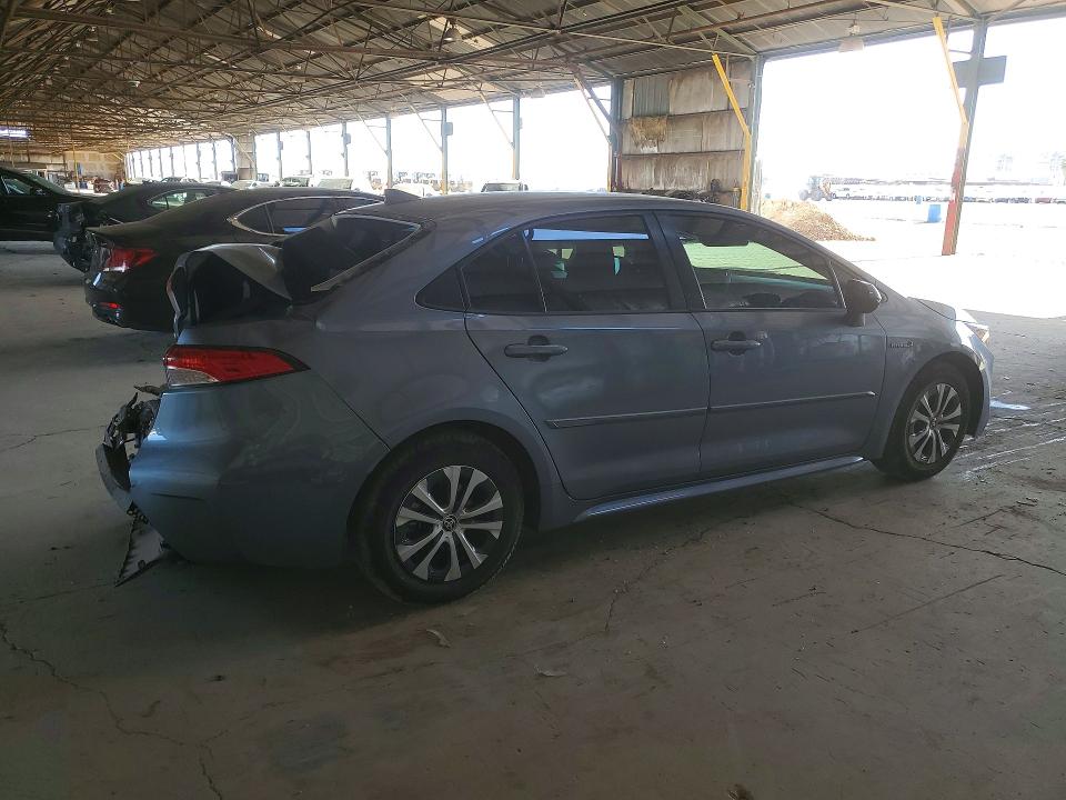 2021 Toyota Corolla VIN JTDEAMDE2MJ004034 COPART salvage auction — REAR END, Salvage Title, sold $5,200 on 2026-07-20 (photo 3)