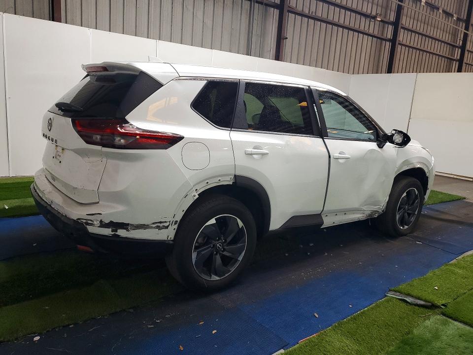 2025 Nissan Rogue VIN JN8BT3BA1SW009396 COPART salvage auction — SIDE, FL - CERTIFICATE OF TITLE (P), sold $12,200 on 2026-07-15 (photo 3)
