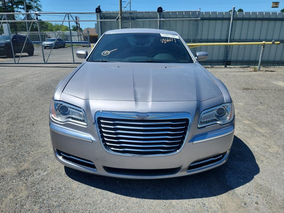 2014 Chrysler 300 VIN 2C3CCAAG9EH286671 COPART salvage auction — REAR END, La - Cert Of Title-Salvage, sold $1,350 on 2026-07-30 (photo 5)