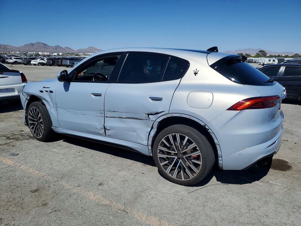 2023 Maserati Grecale VIN ZN682AVM4P7407902 COPART salvage auction — SIDE, Nv - Salvage Title, sold $275 on 2026-07-02 (photo 2)