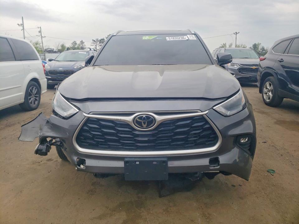 2022 Toyota Highlander VIN 5TDGZRAH1NS550678 COPART salvage auction — FRONT END, Nj - Certificate Of Title (P), sold $17,600 on 2026-07-14 (photo 5)