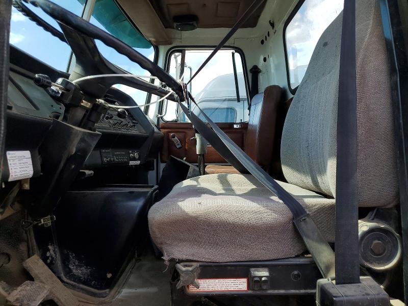 1994 White/gmc Conventional VIN 4V1JLBDE0RR825415 COPART salvage auction — BURN, CA - SALVAGE CERTIFICATE, sold $525 on 2026-07-06 (photo 7)