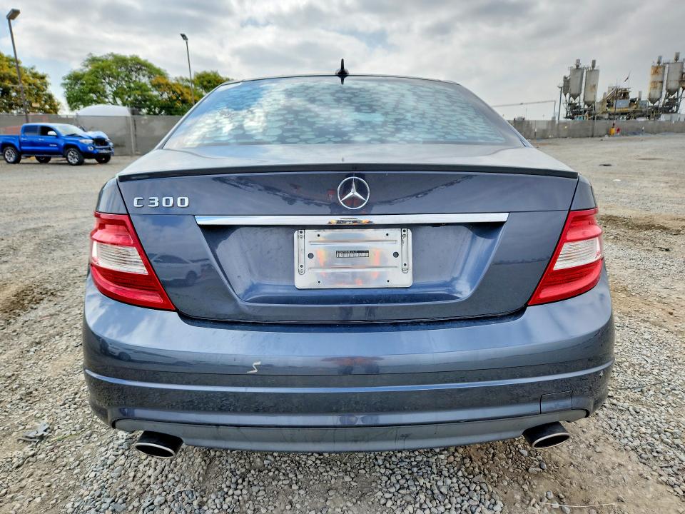 2011 Mercedes-benz C class VIN WDDGF5EBXBR174151 COPART salvage auction — SIDE, CA - SALVAGE CERTIFICATE, sold $1,000 on 2026-08-18 (photo 6)