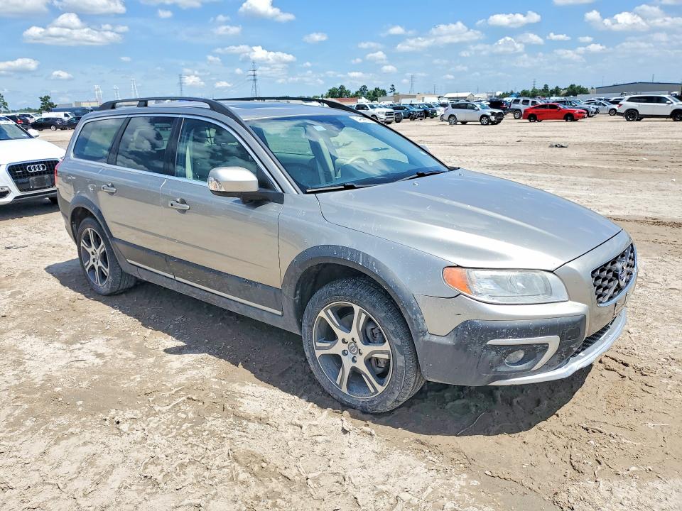 2015 Volvo Xc70 VIN YV4952ND2F1198760 COPART salvage auction — WATER/FLOOD, Tx - Salvage Title-Flood Damage, sold $950 on 2026-07-21 (photo 4)