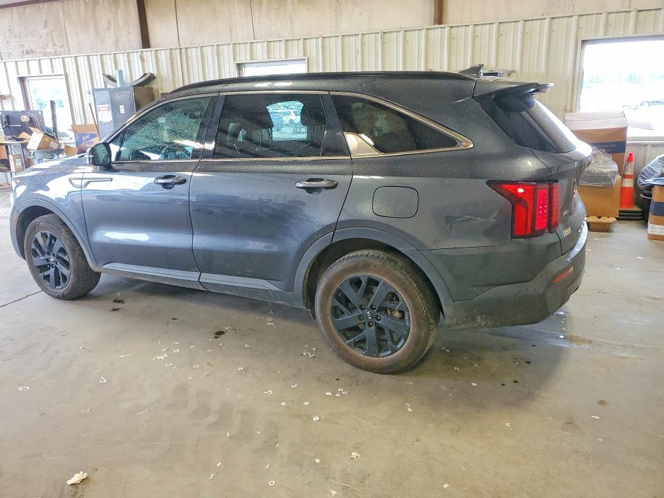 2021 Kia VIN 5XYRLDLC9MG030206 COPART salvage auction — MINOR DENT/SCRATCHES, Id - Salvage Certificate Of Title, sold $7,000 on 2026-07-13 (photo 2)