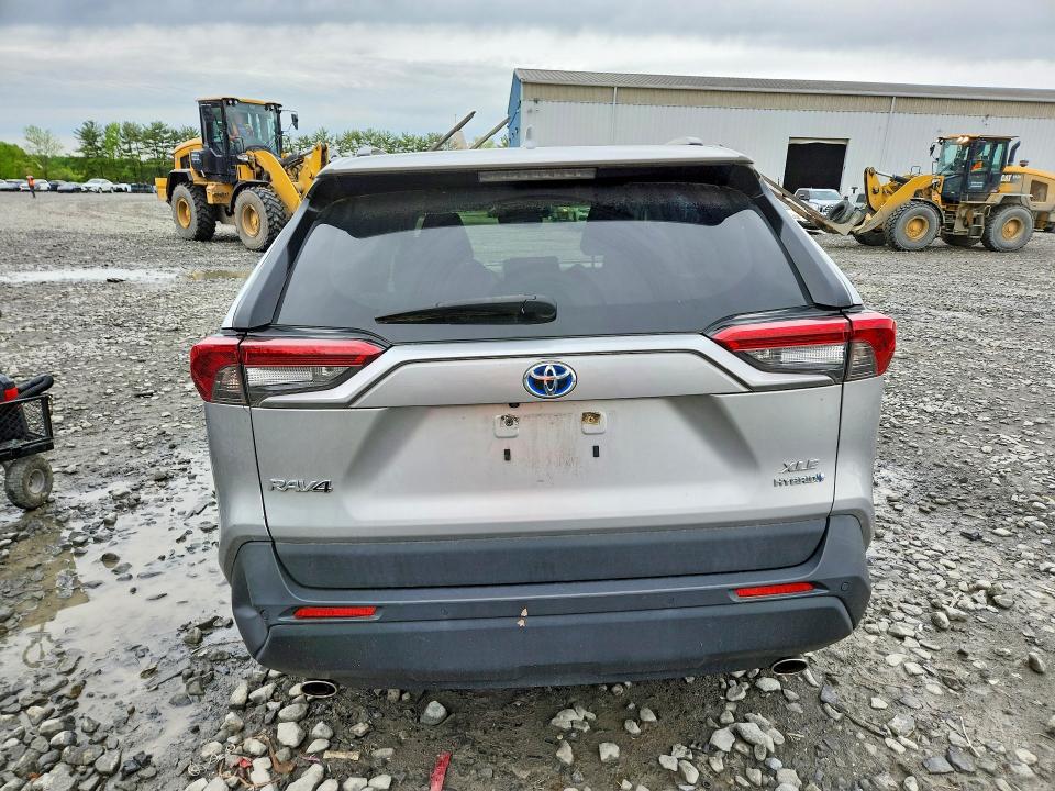 2019 Toyota Rav 4 VIN JTMRWRFV3KJ010340 COPART salvage auction — UNDERCARRIAGE, ID - SALVAGE CERTIFICATE OF TITLE, sold $9,200 on 2026-07-08 (photo 6)