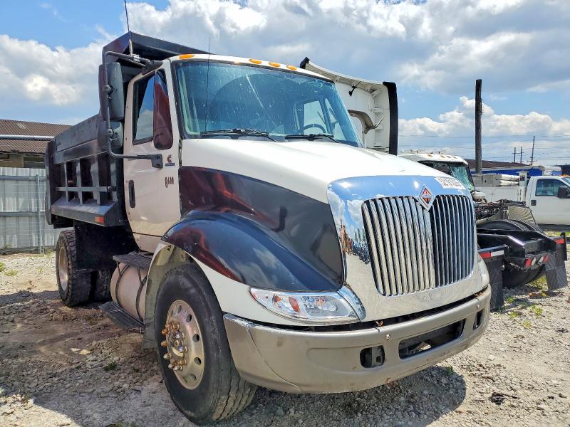 2007 International 8000 series VIN 1HSHWAHN27J375004 COPART salvage auction — ROLLOVER, Ky - Bill Of Sale/Part Only/No Titl, sold $4,000 on 2026-07-30 (photo 1)