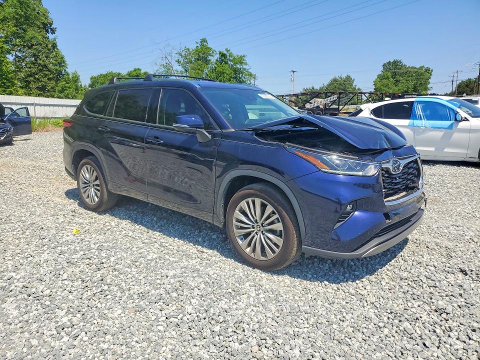 2023 Toyota Highlander VIN 5TDKDRAH7PS030593 COPART salvage auction — FRONT END, Nc - Salvage Certificate Of Title, sold $4,250 on 2026-07-29 (photo 4)