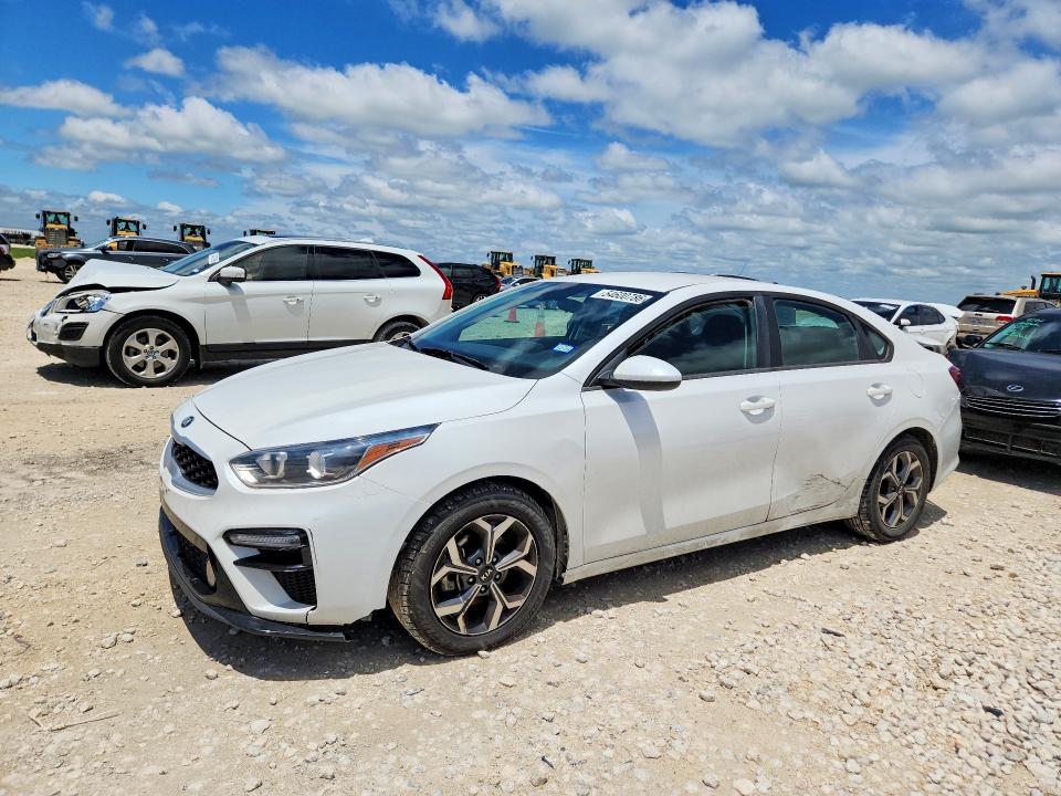 2021 Kia Forte VIN 3KPF24AD5ME369799 — COPART salvage auction photo