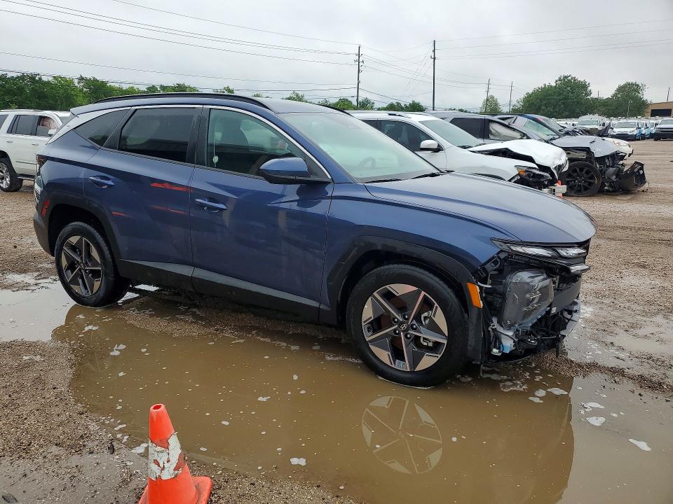 2026 Hyundai Tucson VIN 5NMJBCDE7TH639549 COPART salvage auction — FRONT END, Tx - Nonrepairable Title, sold $8,000 on 2026-07-06 (photo 4)