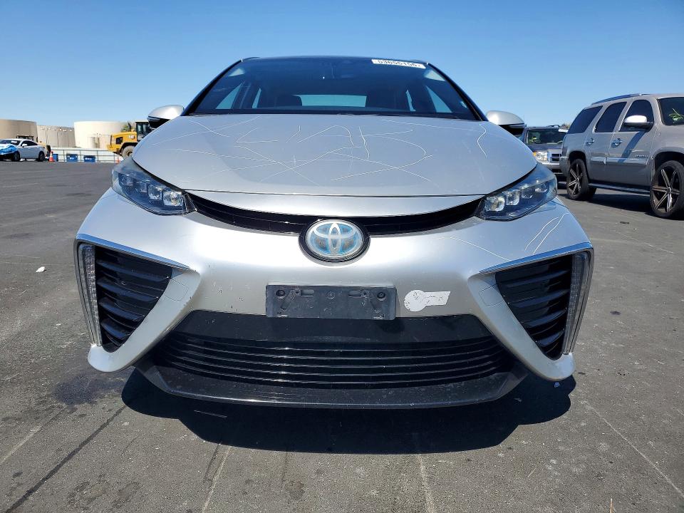 2017 Toyota Mirai VIN JTDBVRBD4HA003696 COPART salvage auction — VANDALISM, Ca - Salvage Certificate, sold $675 on 2026-07-13 (photo 5)