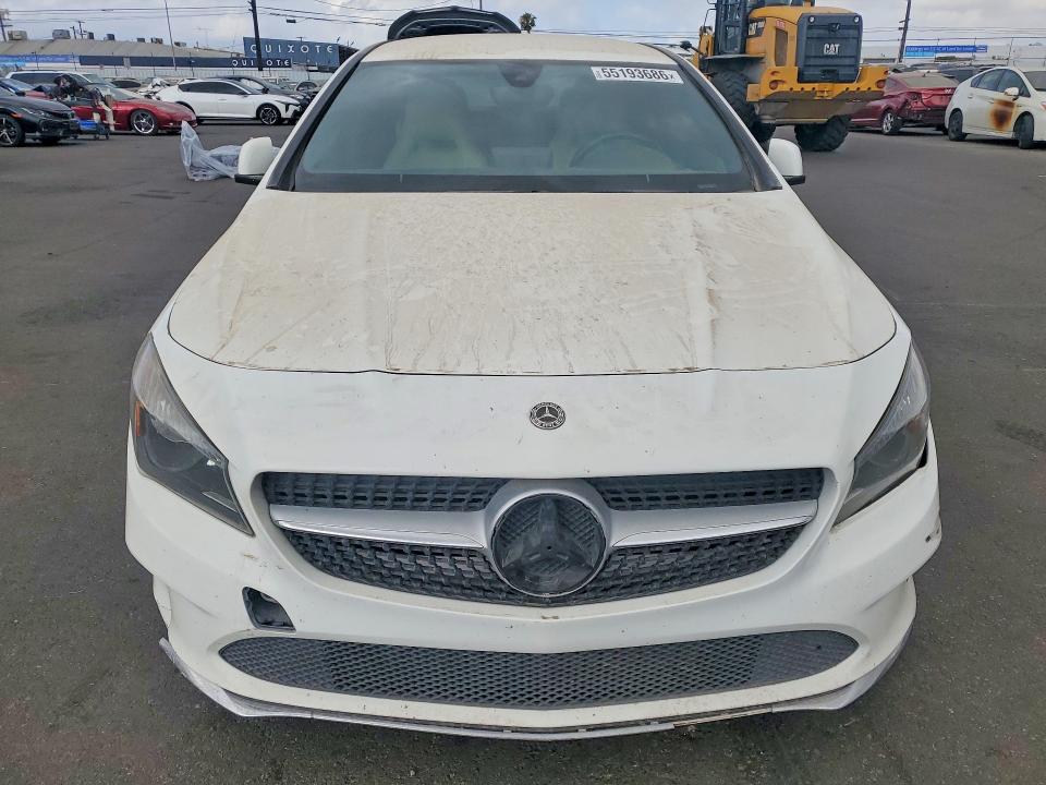 2019 Mercedes-benz Cla-klasse VIN WDDSJ4EB8KN705809 COPART salvage auction — SIDE, Az - Dis/Dlr/Exp Only Salvage Title, sold $2,400 on 2026-07-08 (photo 5)