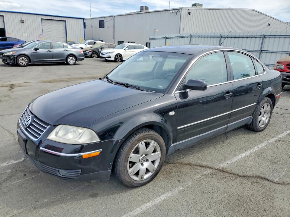 2003 Volkswagen Passat VIN WVWRH63B93P035843 COPART salvage auction — MINOR DENT/SCRATCHES, Ca - Dis/Dlr/Exp Only Clean Title, sold $125 on 2026-07-06 (photo 1)