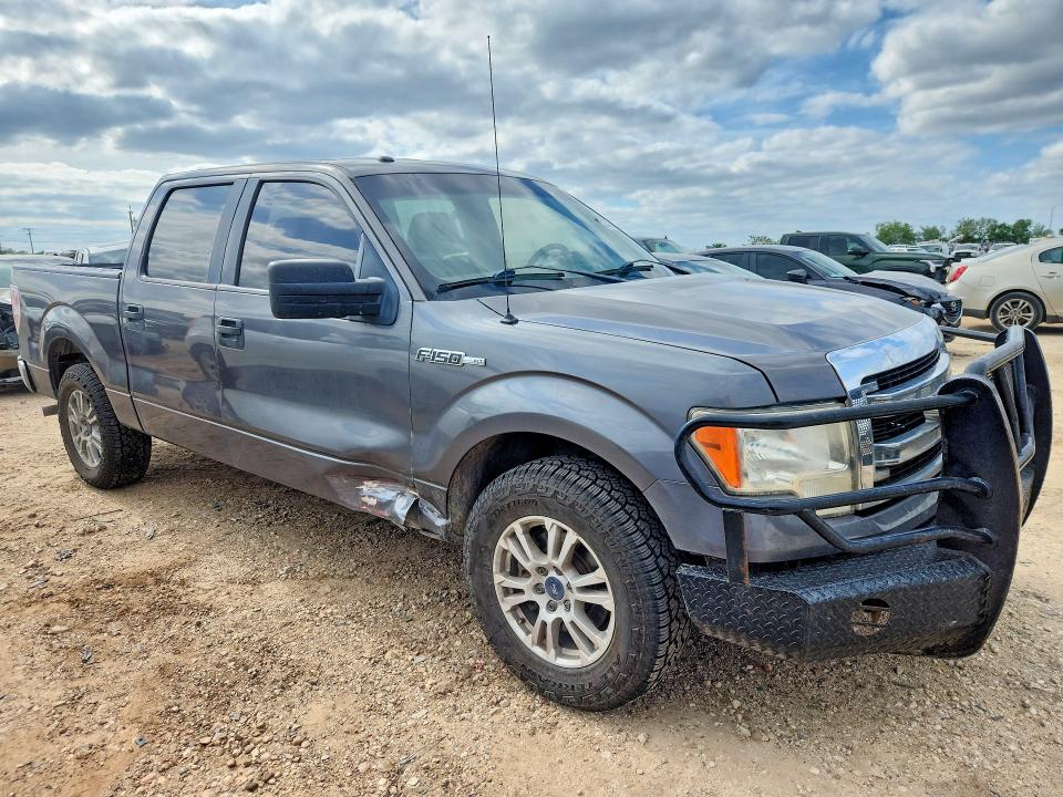 2013 Ford F-150 VIN 1FTEW1CM1DKE16173 COPART salvage auction — SIDE, Tx - Certificate Of Title, sold $1,800 on 2026-07-02 (photo 4)
