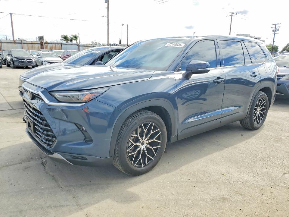 2024 Toyota Highlander VIN 5TDAAAA53RS007231 COPART salvage auction — FRONT END, Ca - Salvage Certificate, sold $27,500 on 2026-07-20 (photo 1)